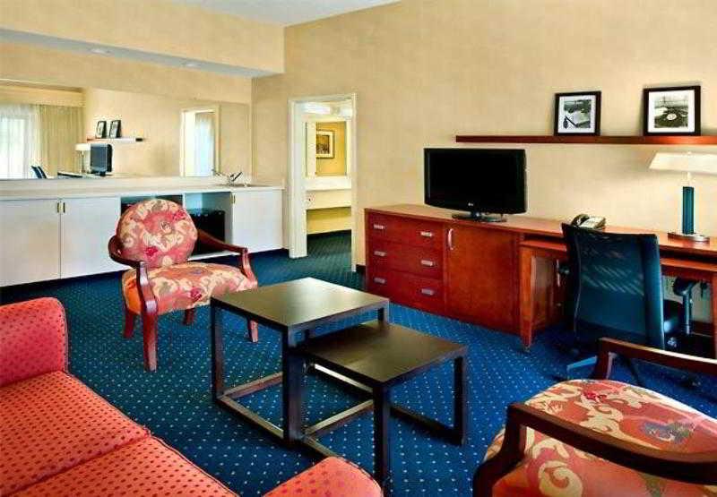 Courtyard Philadelphia Plymouth Meeting Hotel Værelse billede